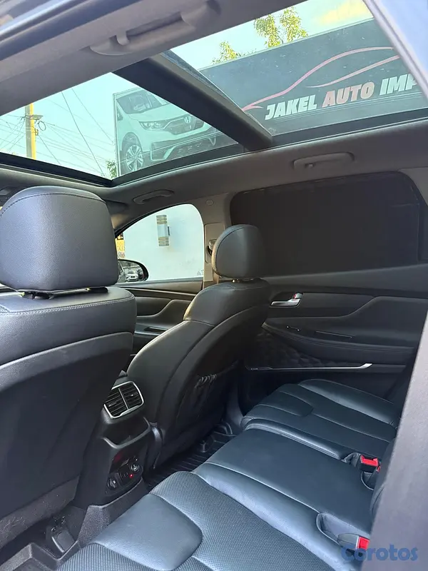 jeepetas y camionetas - HYUNDAI SANTA FE ULTIMATE 2020  9