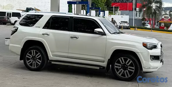 jeepetas y camionetas - 2013 - Toyota 4Runner 4