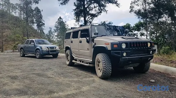 jeepetas y camionetas - VENDO HUMMER H2 9