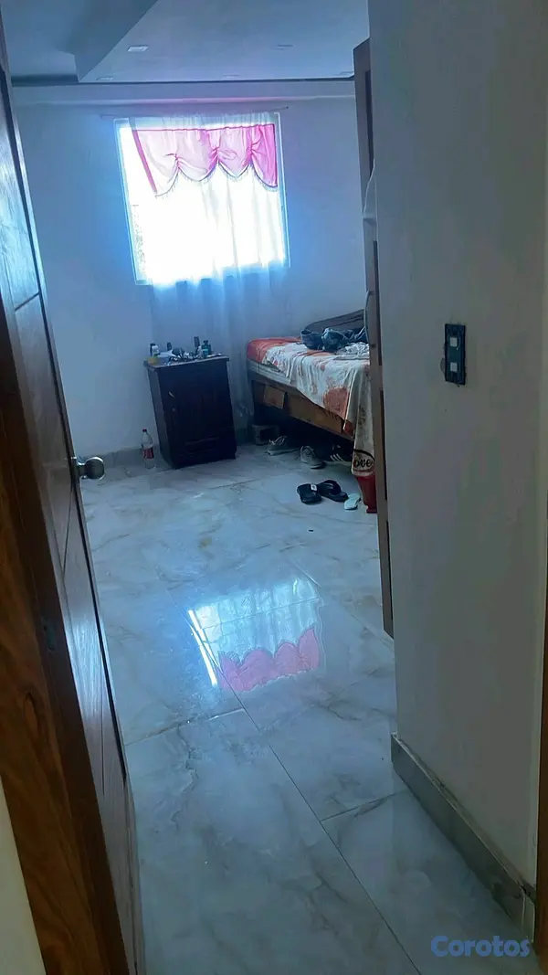 casas - casa de dos niveles con piscina en Res. Arismar Santo Domingo Este. 5