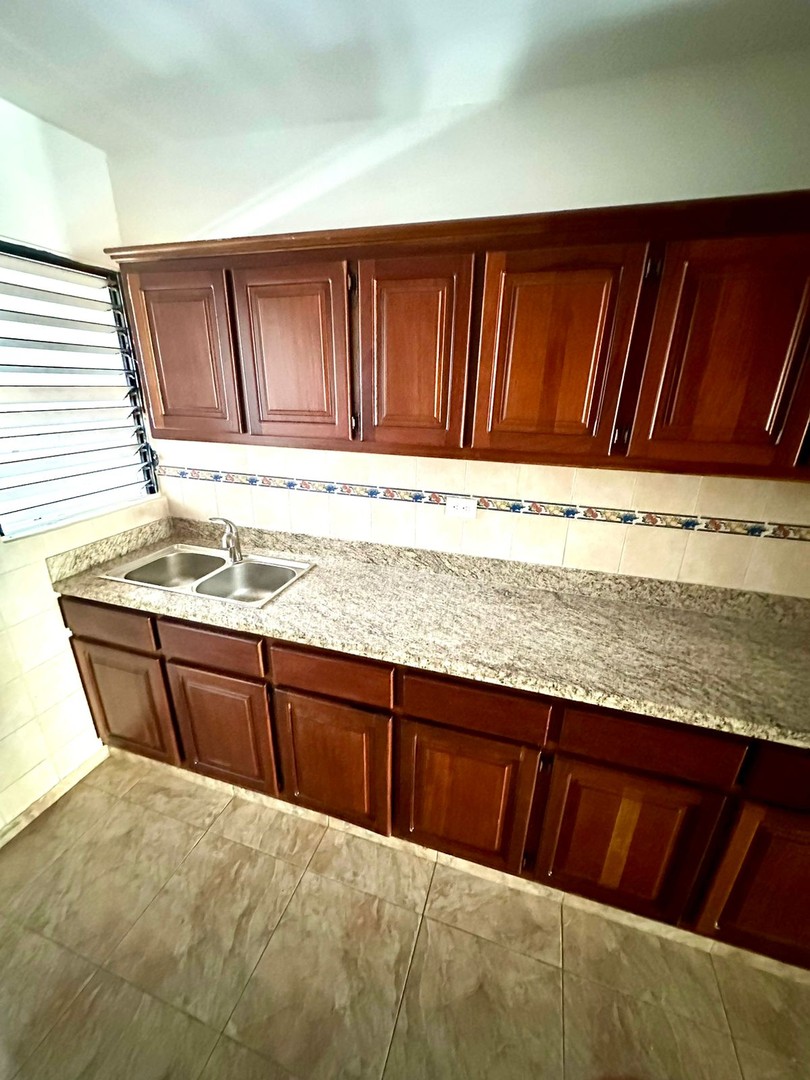 apartamentos - 📍 Los Restauradores 

Apartamento clásico .140 mts .
3HAB
Nivel 4
USD$143,000 9