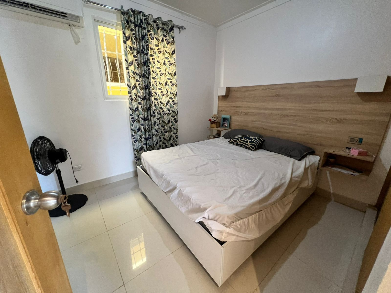 apartamentos - Se vende Penthouse Remodemado ubicado en la Autopista de San Isidro  3