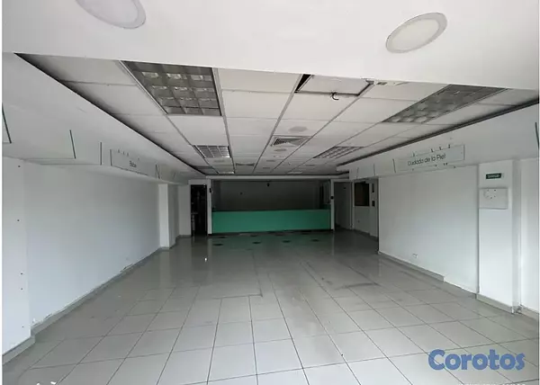 oficinas y locales comerciales - LOCAL COMERCIAL MIRADOR SUR  5