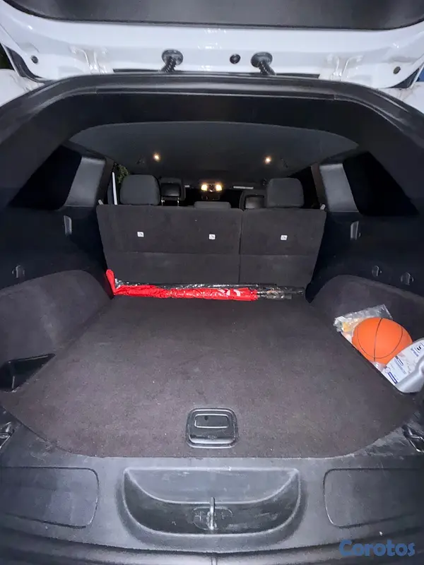 jeepetas y camionetas - Jeep Grand Cherokee Laredo 2017 6