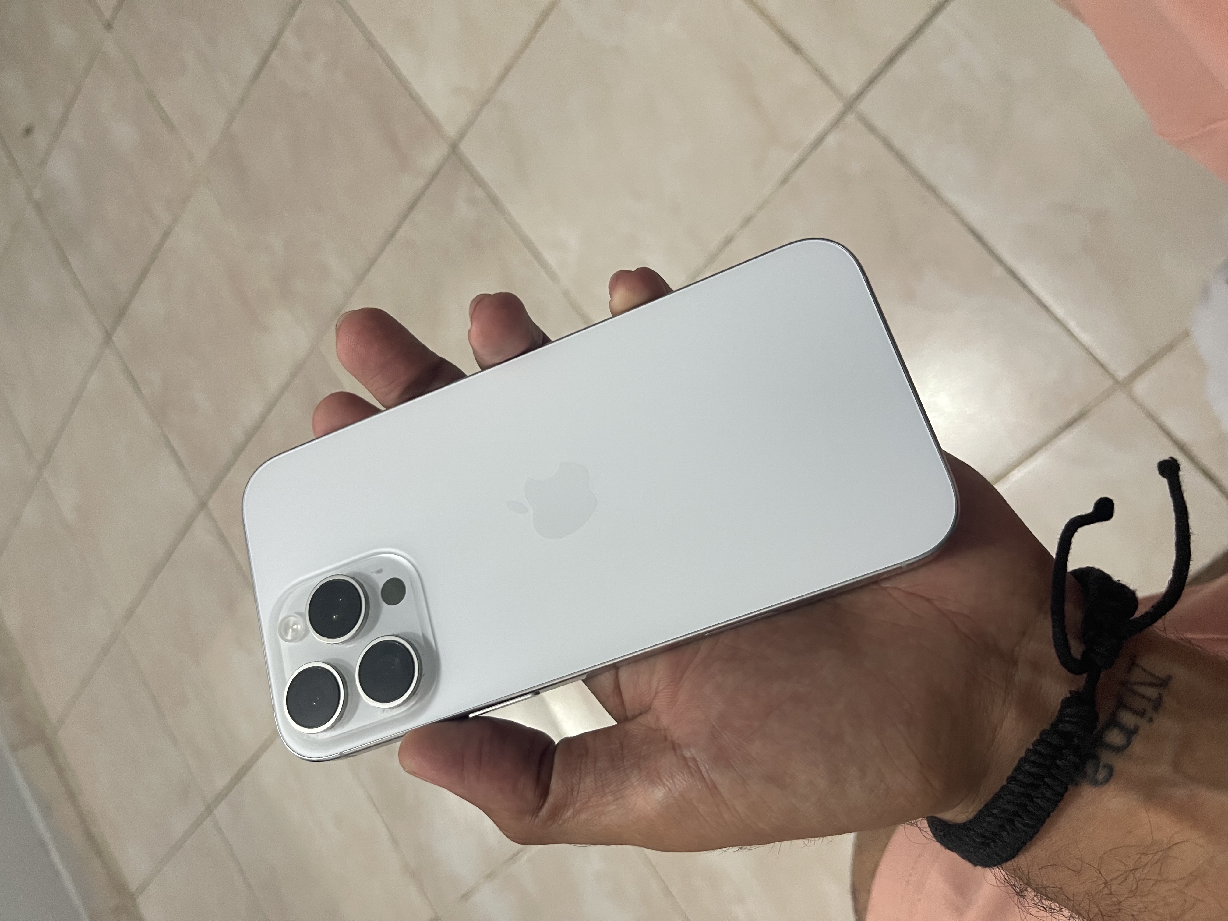 celulares y tabletas - iPhone 16pro max  0