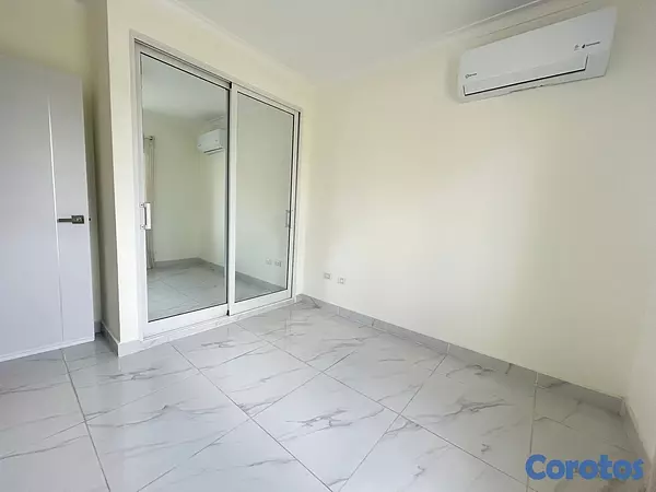 apartamentos - venta de apartamento 2do piso amueblado las cayenas autopista san isidro 6