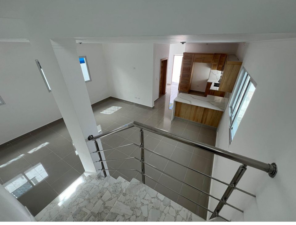 casas - HERMOSA Y MODERNA CASA STO DGO ESTE Av ECOLÓGICA  3