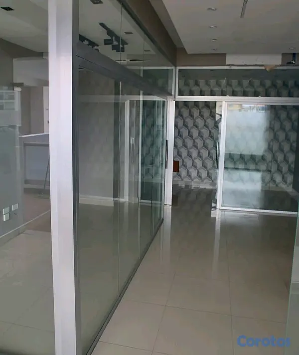 oficinas y locales comerciales - Local comercial en Bella Vista 3