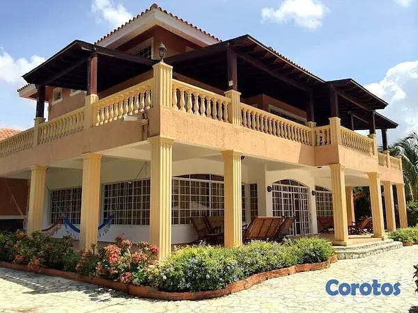 casas vacacionales y villas - VILLA EN JUAN DOLIO  3