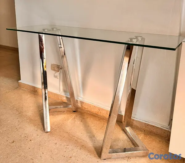 decoración y accesorios - Consola moderna de vidrio con base en acero inoxidable 1
