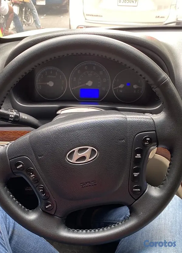 jeepetas y camionetas - vendo en excelentes condiciones Hyundai Santa Fe 2008 9