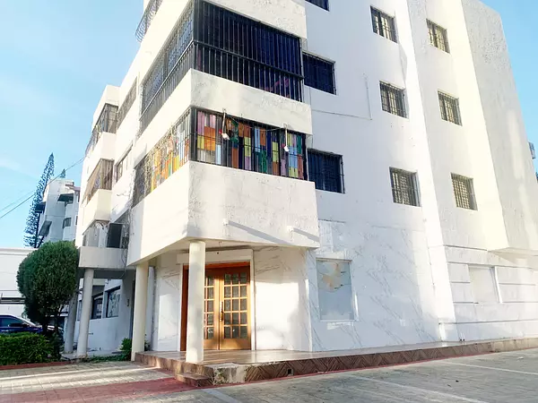 oficinas y locales comerciales - Local en Piantini primer nivel  2