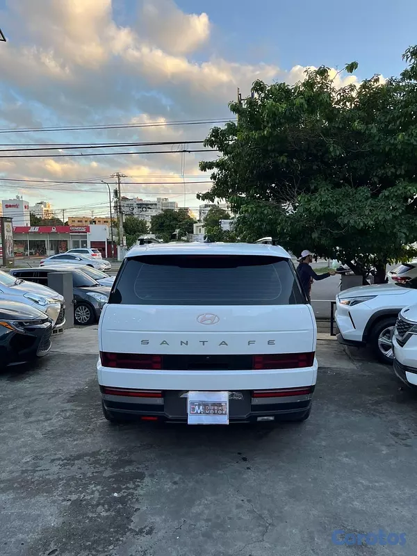 jeepetas y camionetas - Hyundai Santa Fe 2024 6