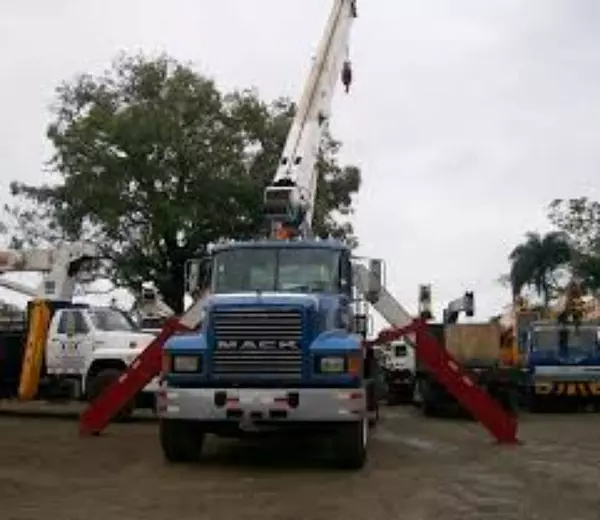 camiones y vehiculos pesados - gruas malecon 24h 1