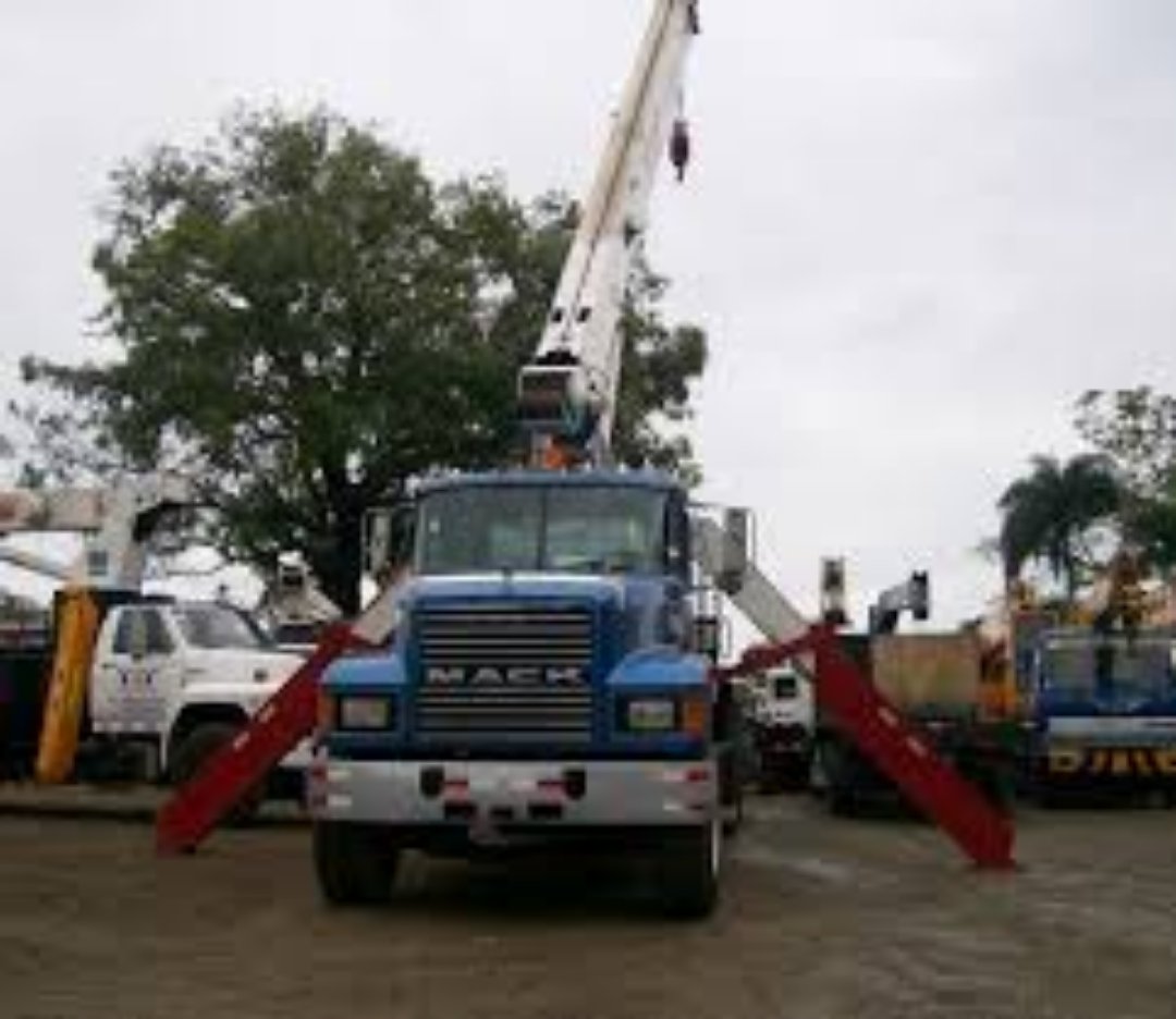 camiones y vehiculos pesados - gruas malecon 24h 0