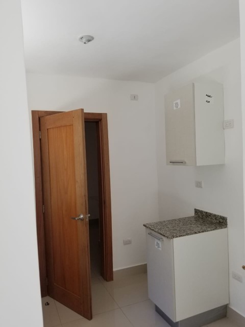 apartamentos - Apartamento moderno a 3 minutos de la playa en carro excelente ubicación 5