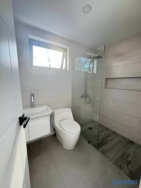 apartamentos - Venta de Apartamento en el Naco 8