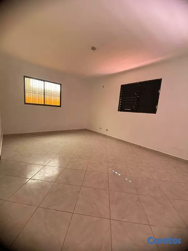 casas - Hermosa casa en el Sector  lLucerna  6
