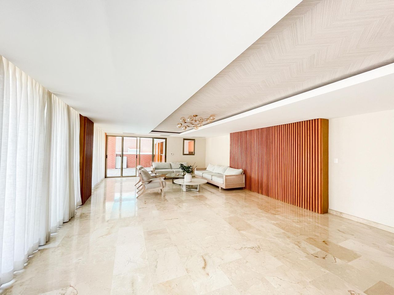 apartamentos - Venta de Apartamento en Piantini 4