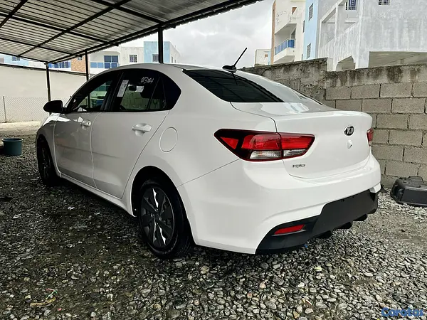 carros - Kia Rio 2020 4