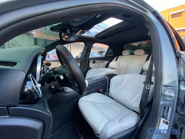 carros - Mercedes Benz C-300 2018 7