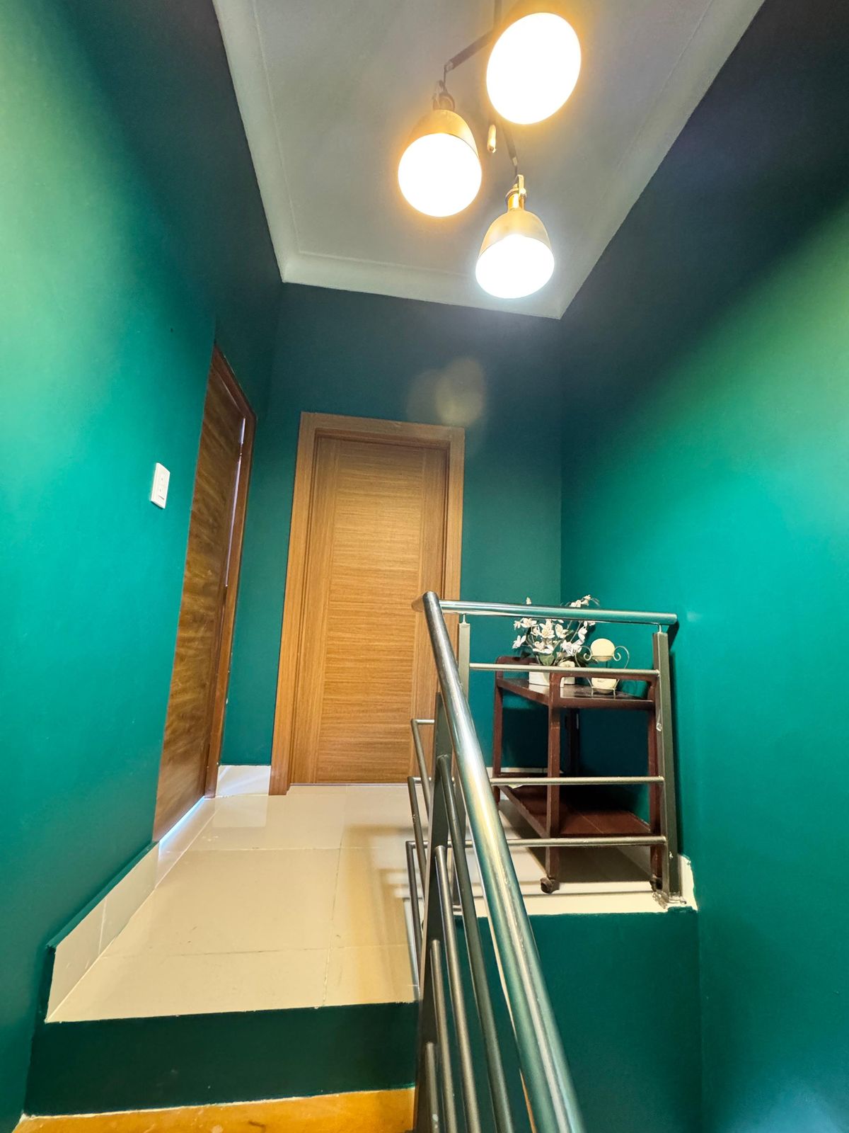 apartamentos - Vendo Ph en el millón piso 5 y 6 tres hab con su b 1