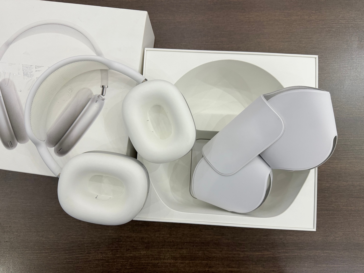 camaras y audio - AirPods Max Silver Como Nuevo en Caja, 100% Originales, RD$ 22,500 NEG 2