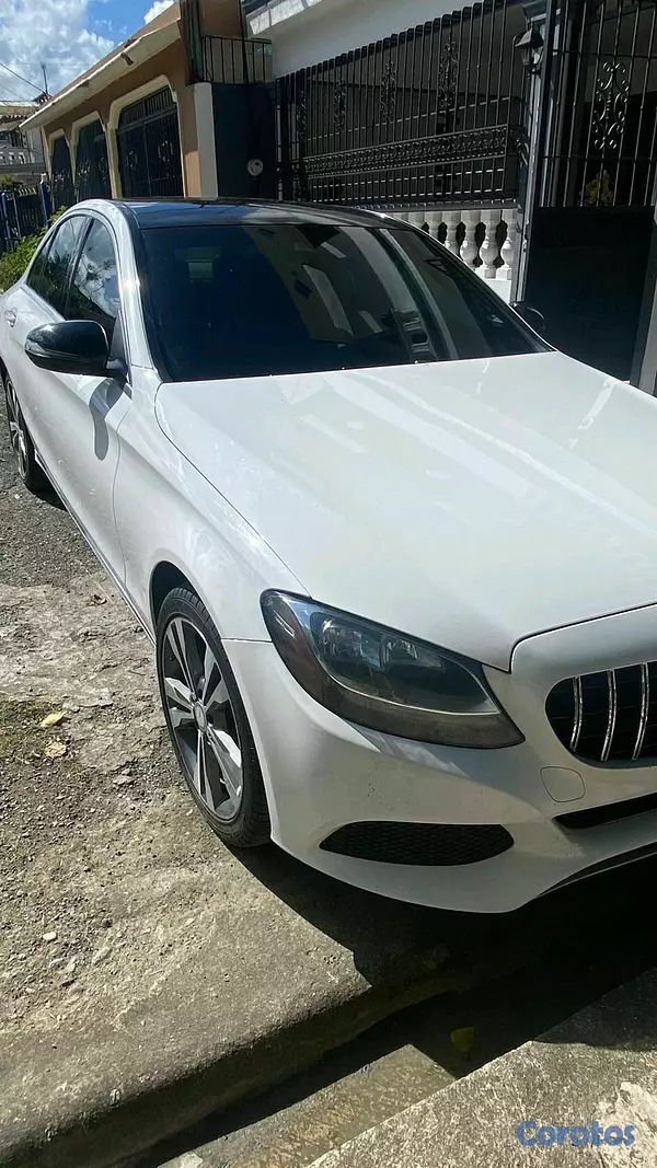 carros - Mercedes benz c300 2017 clean carfax  5