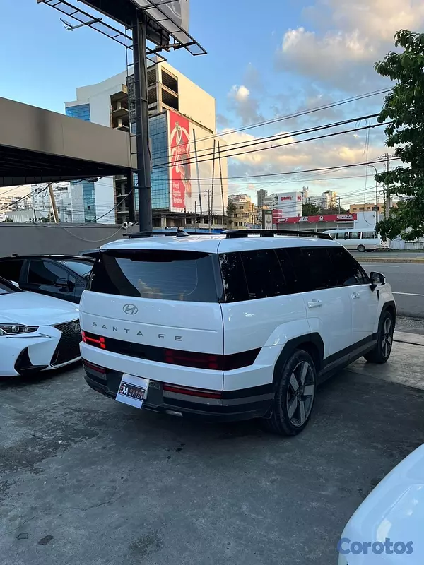jeepetas y camionetas - Hyundai Santa Fe 2024 7