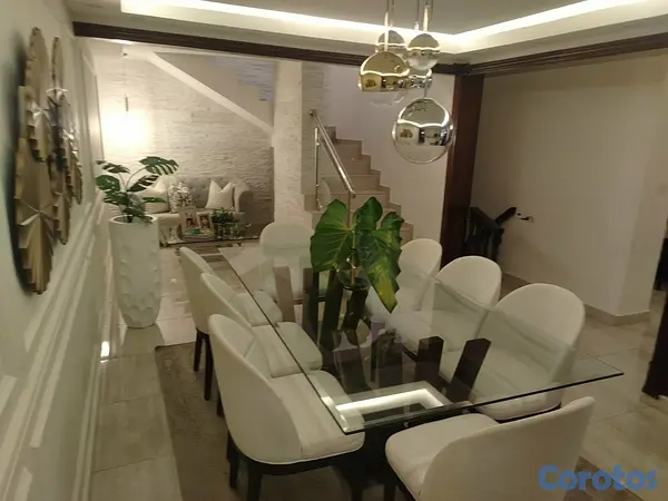 casas - Casa con piscina y gran terreno  tasada en 22M, a  2