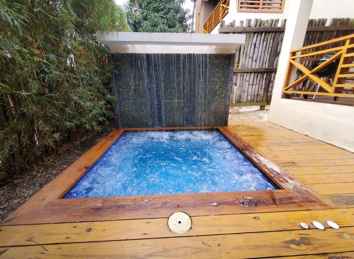casas vacacionales y villas - JARABACOA 🌲 VENTA Tipo Town HouseVilla pequeña de 1 habitación + Ático cómo  4