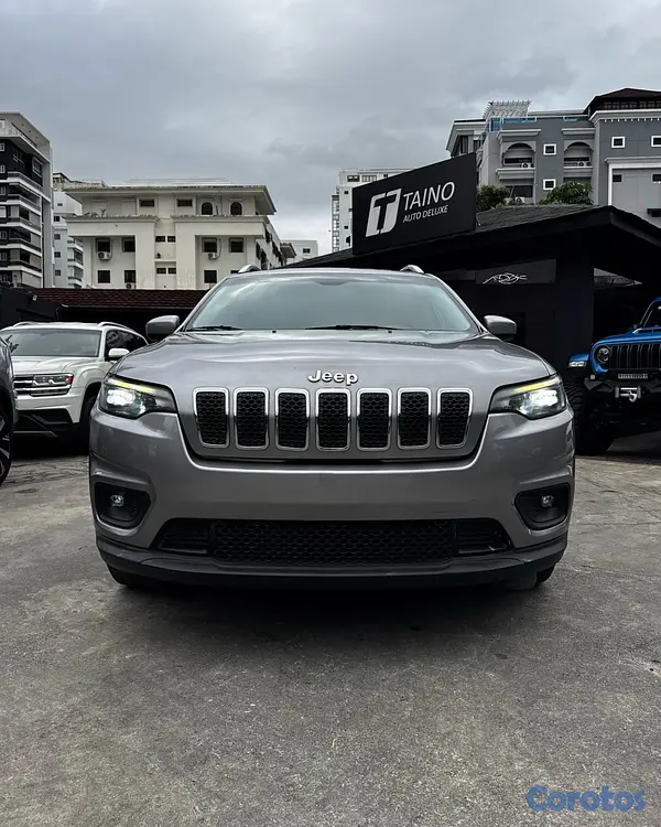 jeepetas y camionetas - Jeep Cherokee Latitude 2019 2