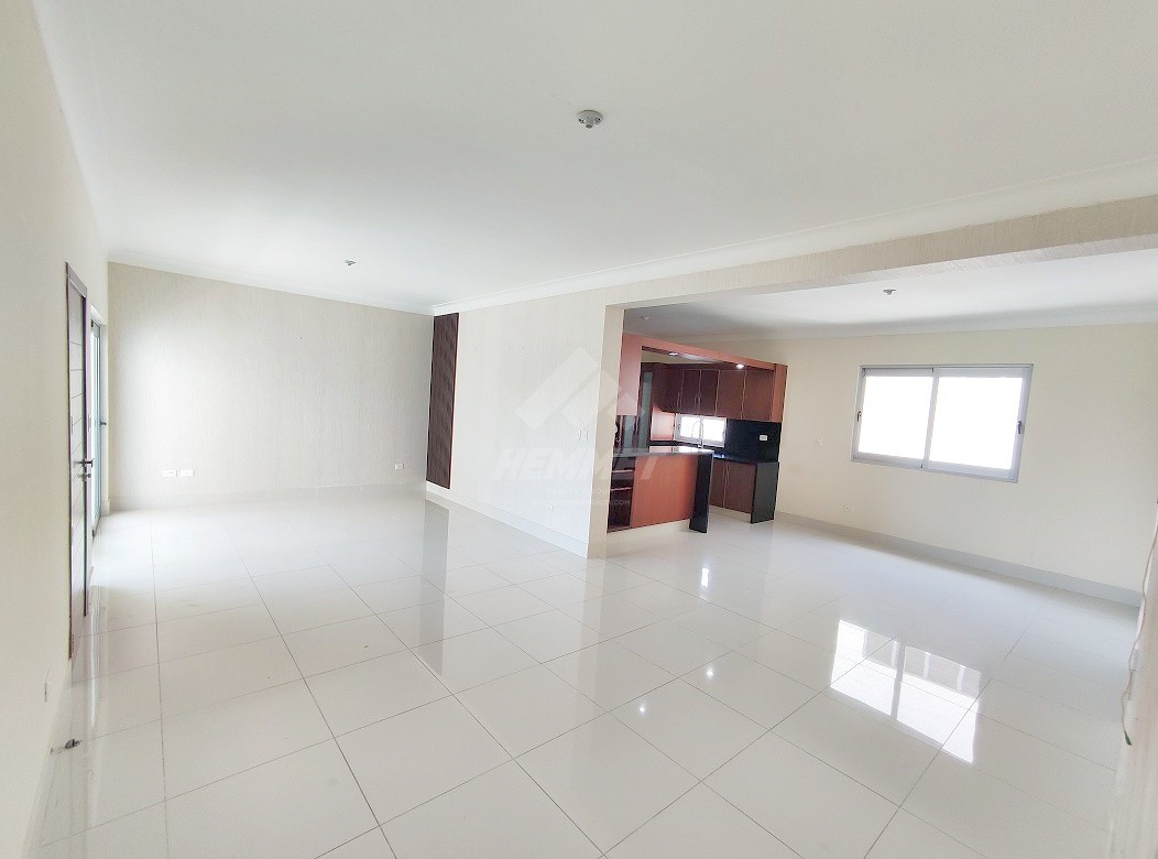 apartamentos - TORRE CON GIMNASIO Y PARQUEOS TECHADOS LA ESMERALDA SANTIAGO  1