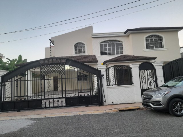 casas - Casa con muy buenos espacios amueblada en lugar tranquilo a 4 minutos la playa 2
