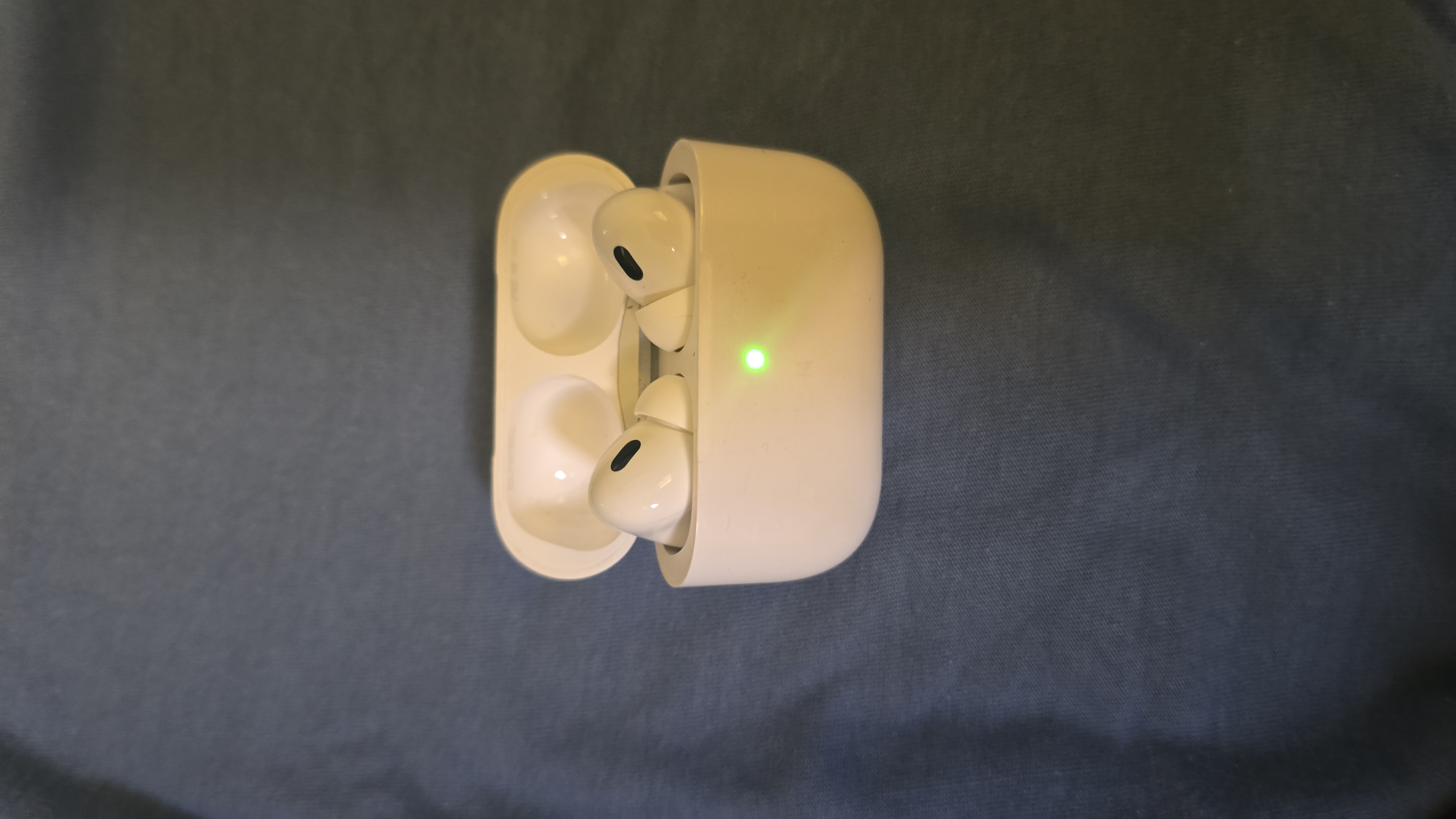 camaras y audio - Apple Airpods pro usados nitidos 0