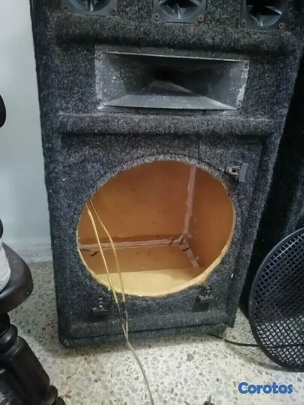 otros electronicos - Venta juego de Bafler con Bocinas de 380 whats. 4