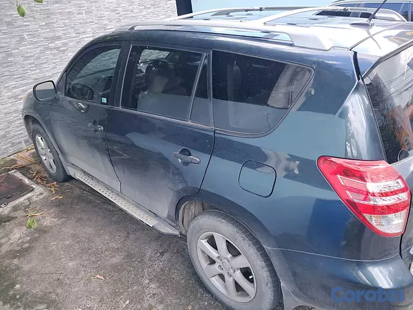 jeepetas y camionetas - Toyota rav4 2011 2