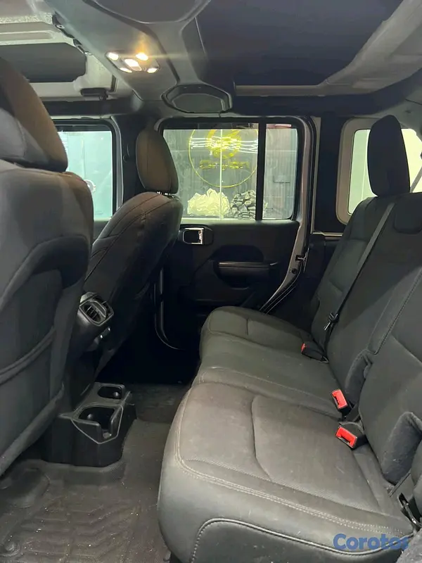 jeepetas y camionetas - jeep Sáhara rubicon unlimited 2020 2