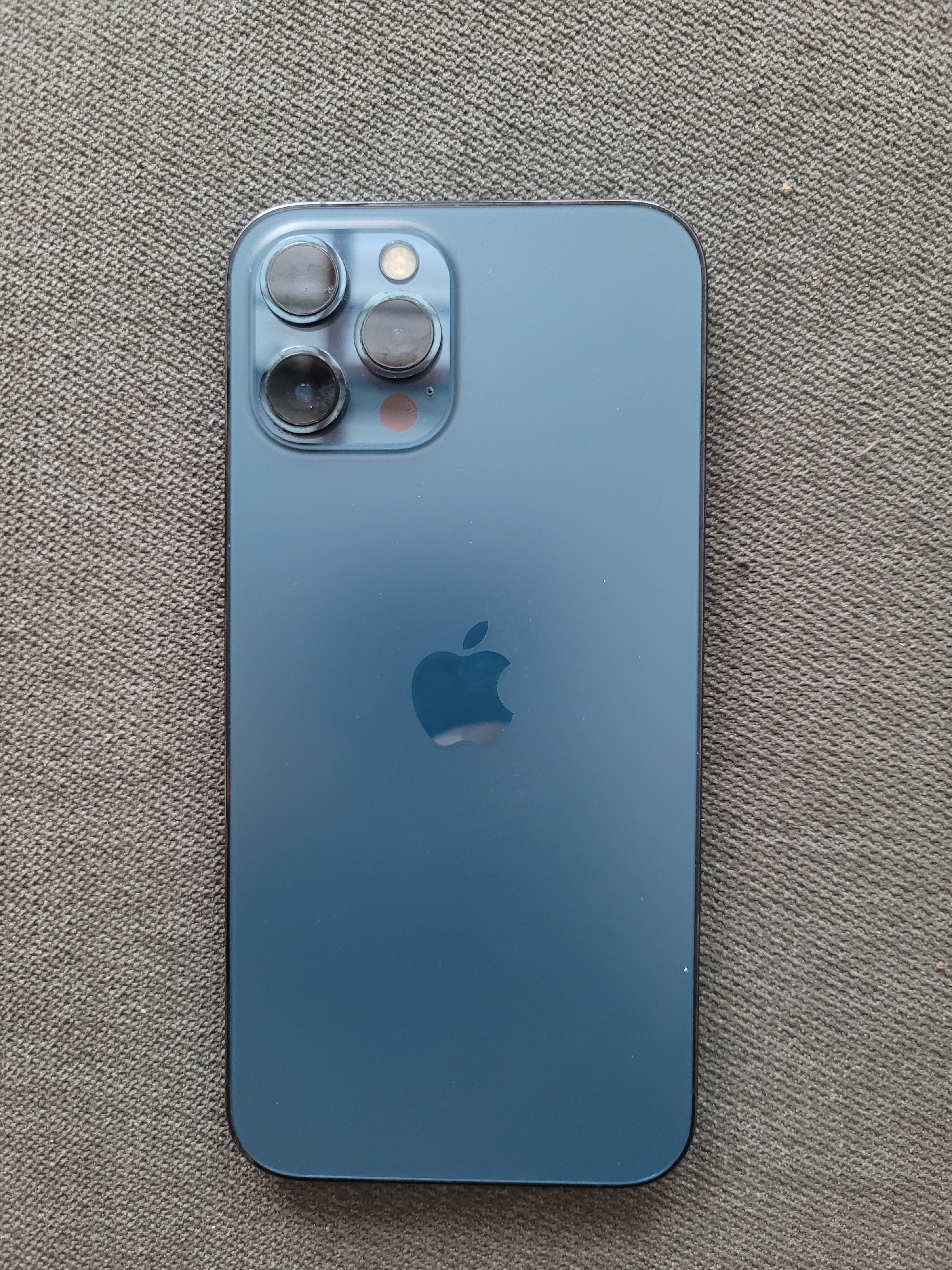 celulares y tabletas - 
iPhone 12 Pro – Para Repuestos o Técnico


