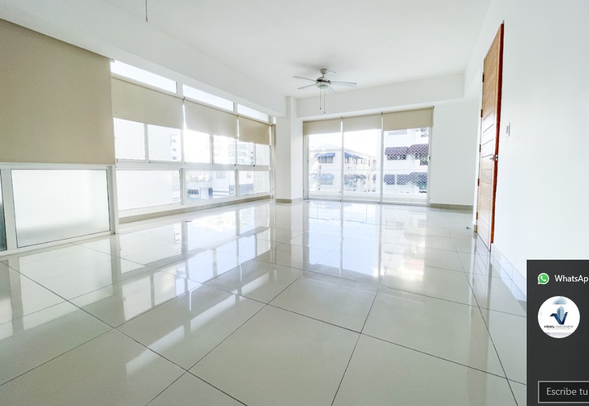 apartamentos - Alquiler de APartamento en Naco con Linea Blanca 5
