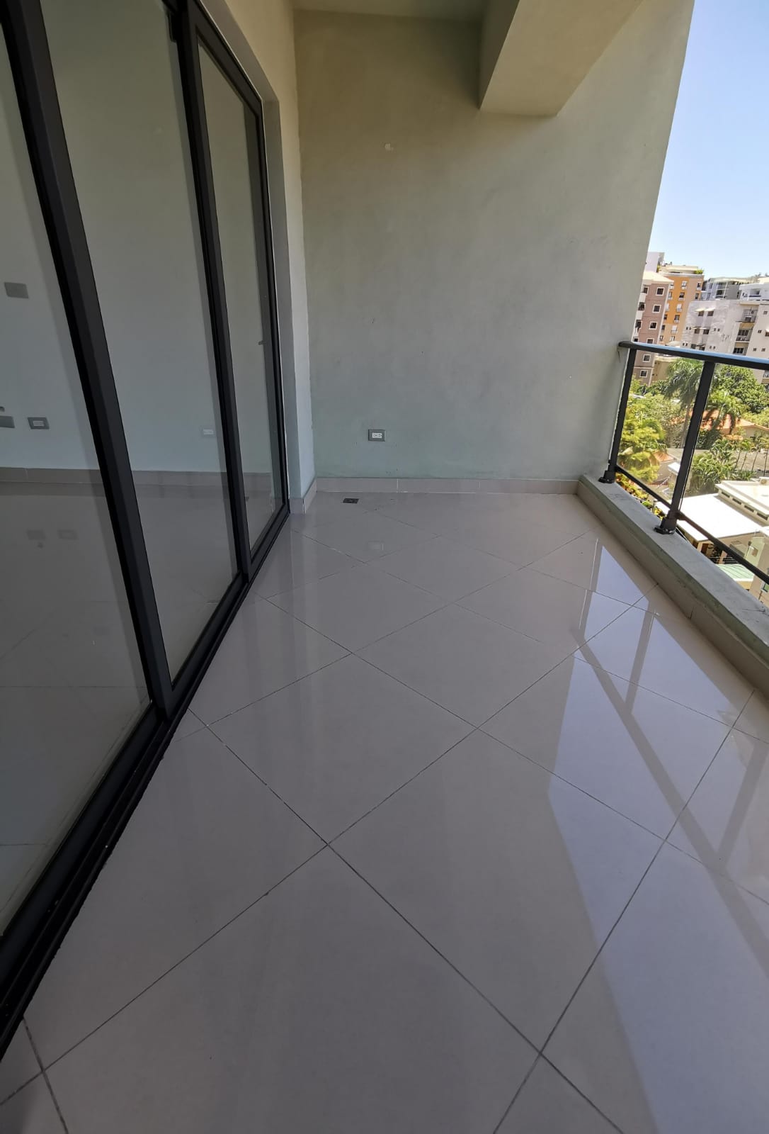 apartamentos - ALQUILO APART. 2 HABITACIONES SIN MUEBLES 3