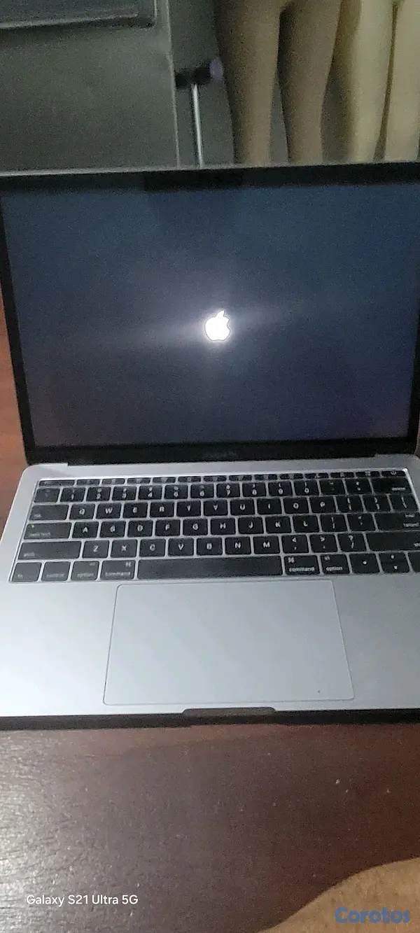 computadoras y laptops - macbook pro 13 2016 8 ram 256gb procesador i5 6