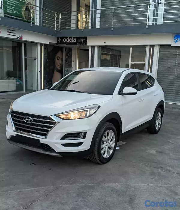 jeepetas y camionetas - HYUNDAI TUCSON 2020 BLANCO DIESEL 2