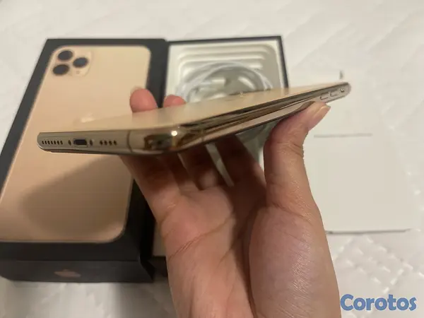 celulares y tabletas - IPhone 11 Pro Max 256GB 4