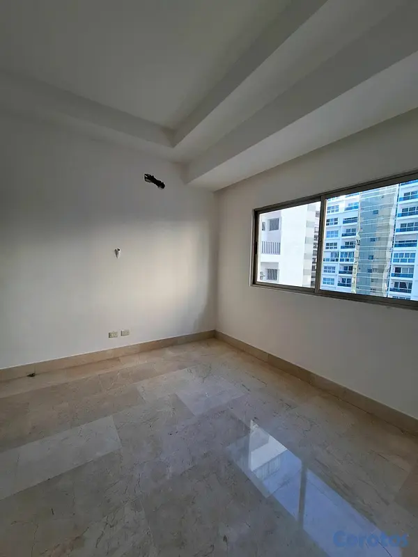 apartamentos - Rento apartamento en Naco
torre asc planta dos parqueos  4