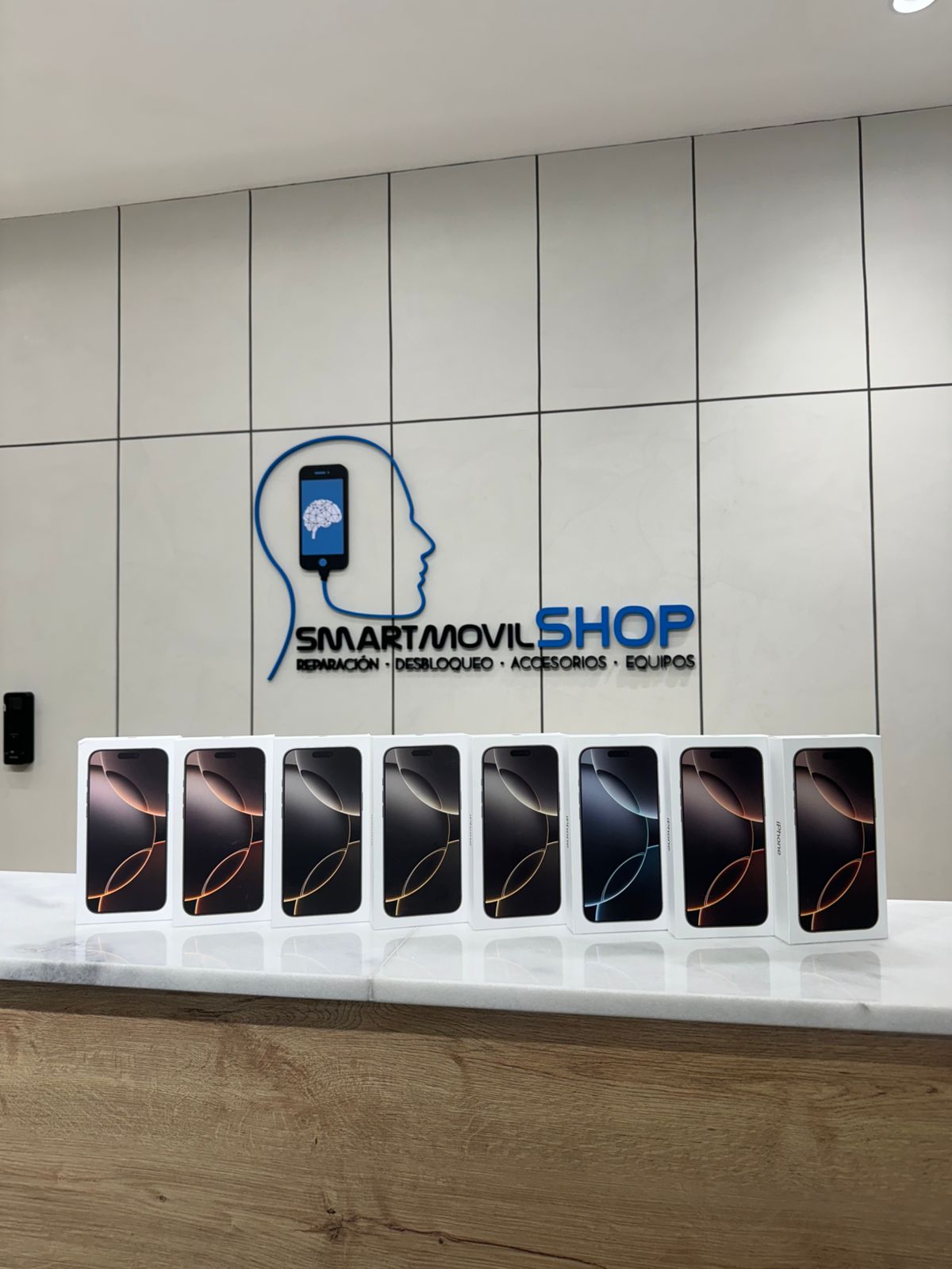 celulares y tabletas - IPHONE 16 PRO MAX SELLADO 256GB  OFERTA DE NAVIDAD!