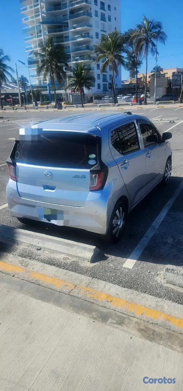 carros - Daihatsu mira  2
