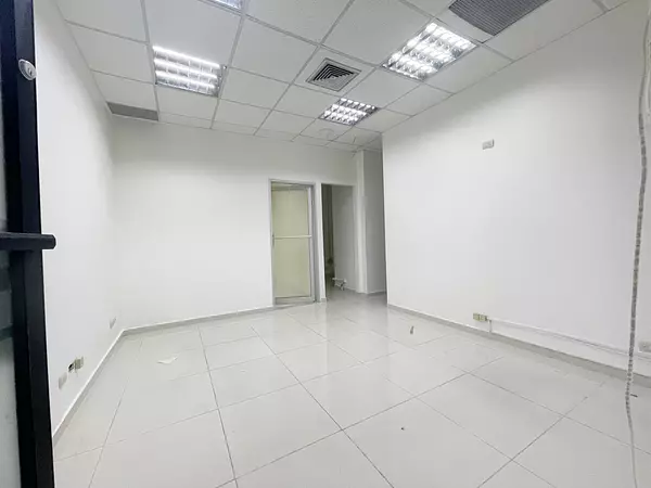 oficinas y locales comerciales - Alquiler local comercial en Piantini  3