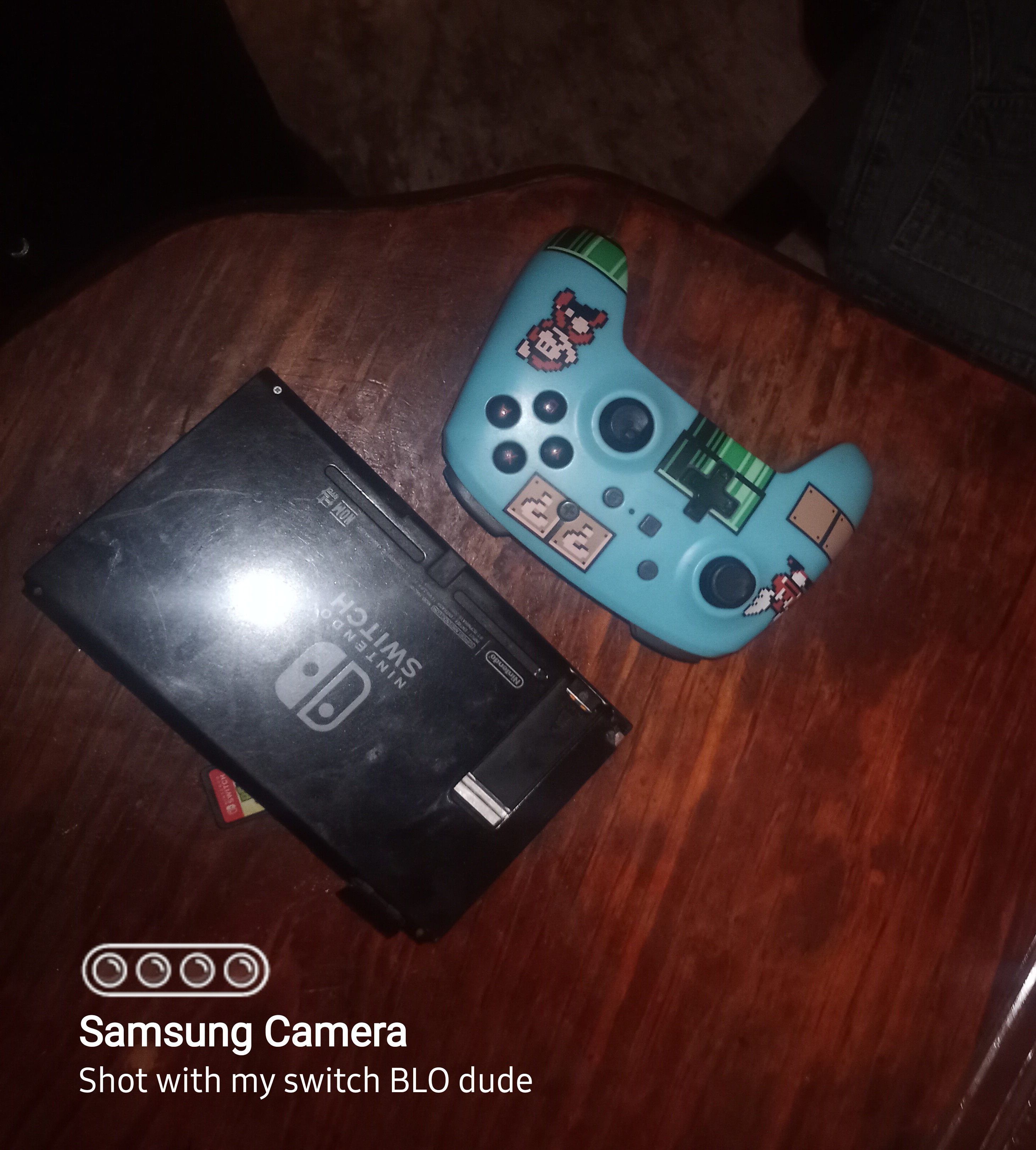 consolas y videojuegos - vende Nintendo switch ,con un consol con wifi y juegito d 2