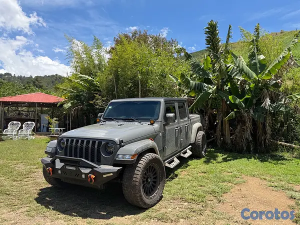 jeepetas y camionetas - Jeep Gladiador 2021  6